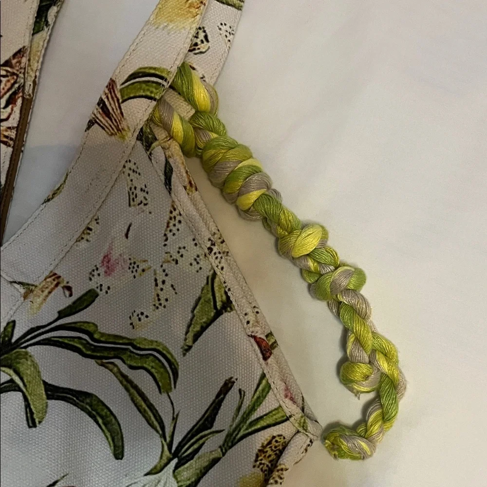 Vince Camuto Cream Canvas Tote with Green Botanical Print - Picture 4 of 9